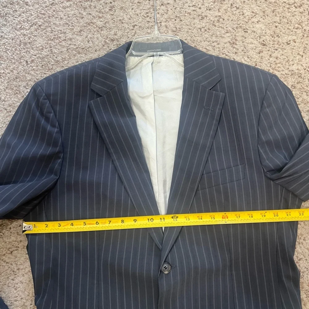 Boss Hugo Boss Mens gray Pin Striped 2 Button Suit Jacket Wool Blend Size 42R‎